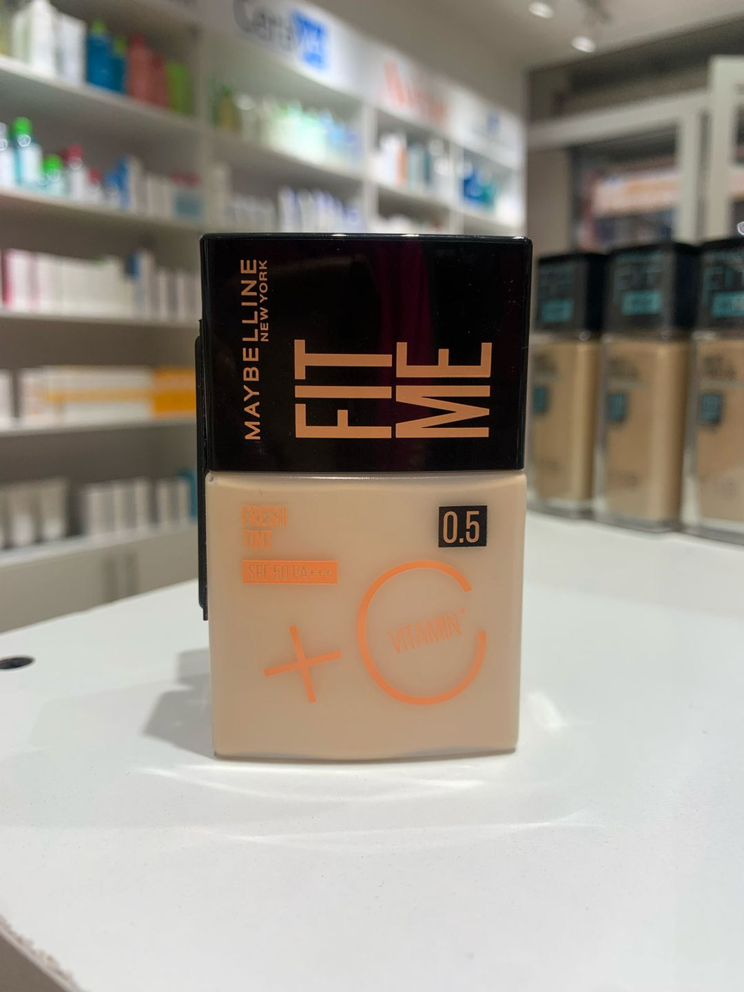 Fit Me Fresh Tint Base de Maquillaje FPS50+Vitamina C Maybelline