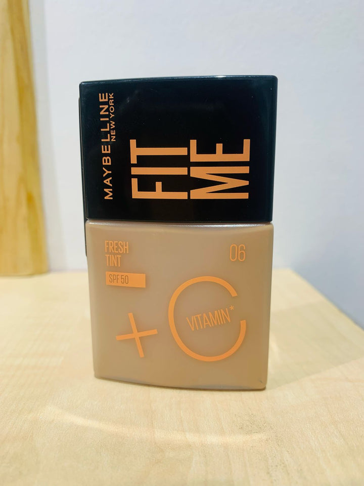 Fit Me Fresh Tint Base de Maquillaje FPS50+Vitamina C Maybelline