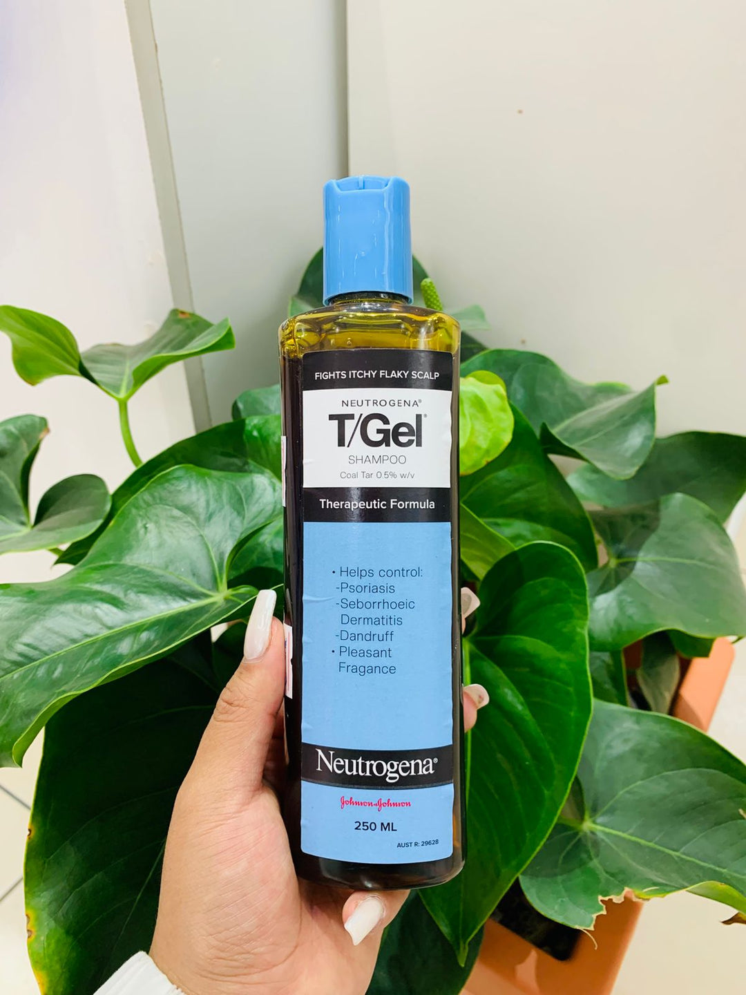 T/Gel Therapeutic Formula Shampoo Neutrogena