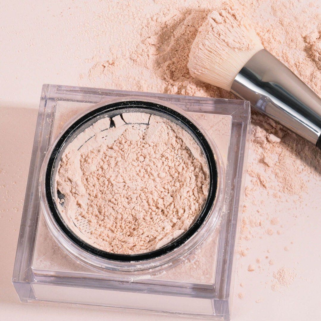 Easy Bake Loose Baking & Setting Powder Cupcake Huda Beauty