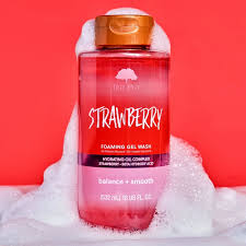 Tree Hut Body Wash Strawberry