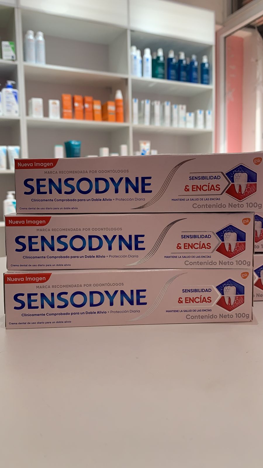 Pasta de Dientes  Sensibilidad & Encias Sensodyne